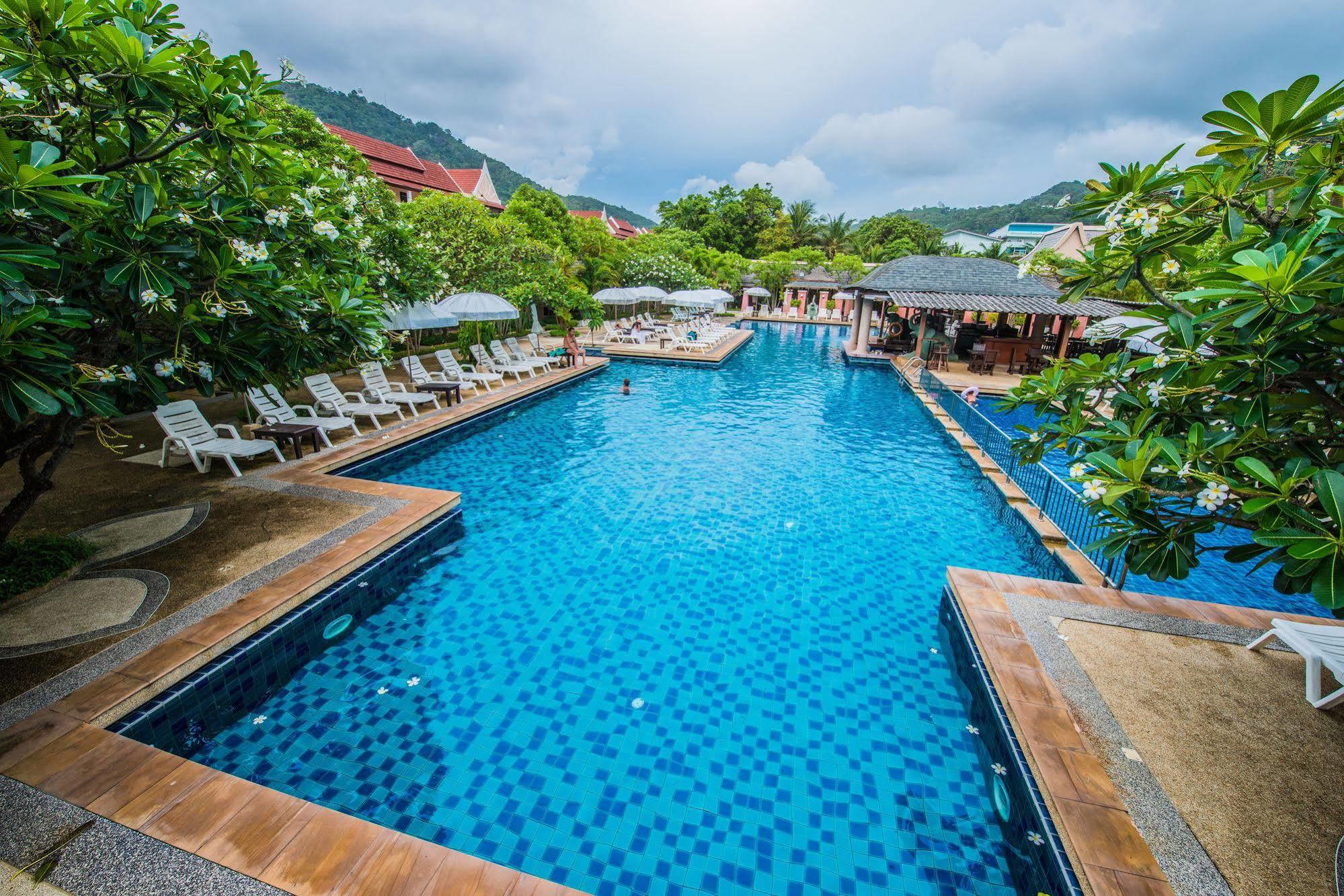 Phuket Kata Resotel Buitenkant foto