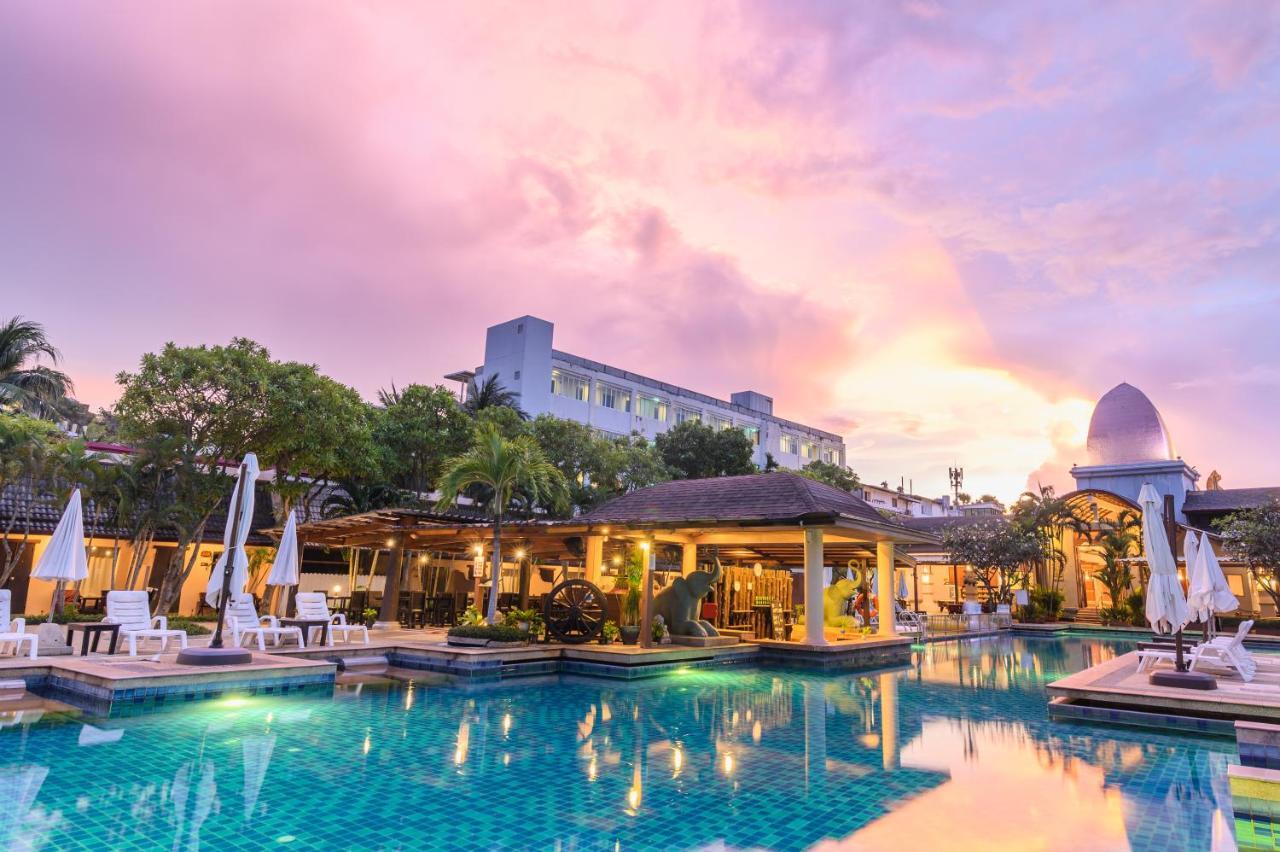 Phuket Kata Resotel Buitenkant foto